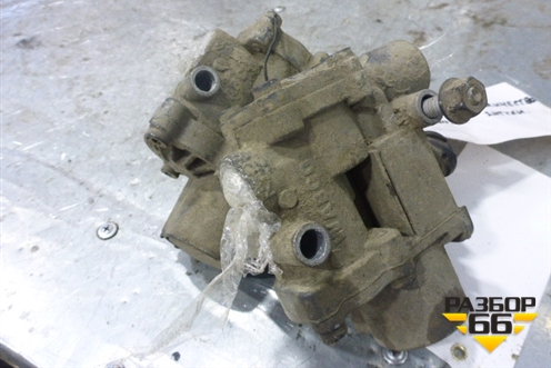 Кран ABS (0044296544) для Mercedes Benz  TRUCK Axor 2 с 2004г