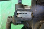 Клапан ускорительный (A0044296244) для Mercedes Benz  TRUCK Axor 2 с 2004г