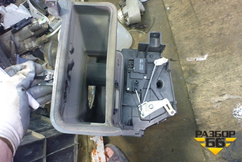 Корпус отопителя (под мотор) для Mitsubishi Lancer-9  с 2003-2008г