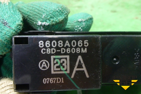 Кнопка стеклоподъёмника (передняя правая) (8608A065) для Mitsubishi Lancer-X с 2007г