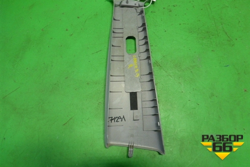 Обшивка стойки центральная верхняя правая (MR444204) для Mitsubishi Lancer-9  с 2003-2008г
