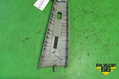 Обшивка стойки центральная верхняя левая (MR444203) для Mitsubishi Lancer-9  с 2003-2008г