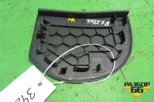 Накладка на торпедо (боковая правая) (5J0857504) для Skoda Fabia с 2007-2014г