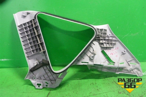 Обшивка стойки задняя верхняя левая (хетчбек) (BP4K68261) для Mazda Mazda 3 (BK) с 2003-2009г 