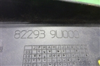 Накладка двери задней левой (уголок) (822939U000) для Nissan Note (Е11) с 2005-2013г