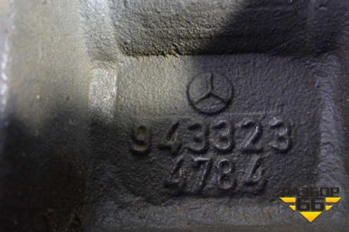 Кронштейн переднего стабилизатора  (левый) (9433234784) для Mercedes Benz  TRUCK Axor 2 с 2004г