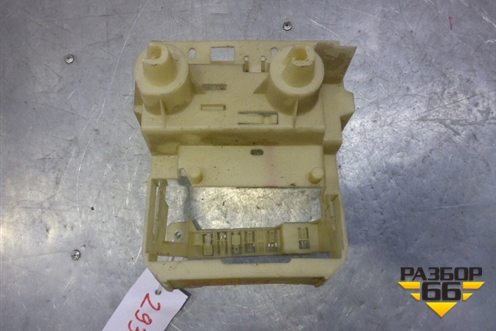 Кронштейн блока предохранителей (9664388080) для Citroen C4 с 2005-2011г