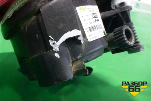 Фара противотуманная правая (8T0941700) для Audi Q3 с 2011-2018г
