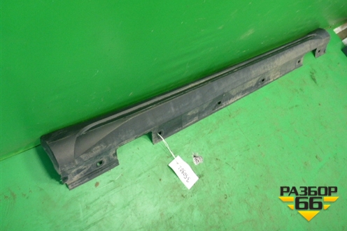 Накладка на порог наружная правая (AMG) (A1566980854) для Mercedes Benz GLA-Klass X156 с 2014г