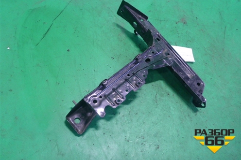 Кузовной элемент (кронштейн под фару правый) (7L0805752D) для Volkswagen Touareg c 2002-2010г