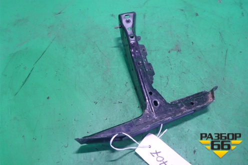 Кузовной элемент (кронштейн под фару правый) (7L0805752D) для Volkswagen Touareg c 2002-2010г