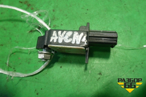 Датчик AIR BAG (8983102020) для Toyota Avensis с 2003-2009г