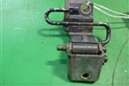 Петля двери задней правой нижняя (7L0833412DE) для Volkswagen Touareg c 2002-2010г