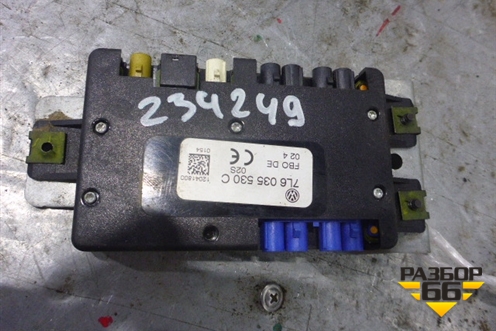 Антенна электрическая (усилитель) (7L6035530C) для Volkswagen Touareg c 2002-2010г
