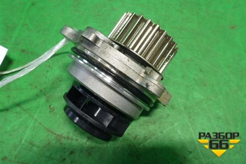 Насос водяной помпа (1.6л BSE) (06B121019D) для Volkswagen Golf VI с 2009-2012г