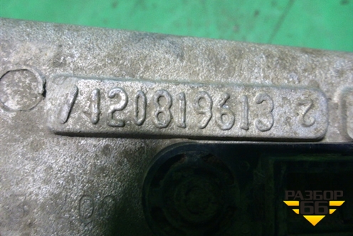 Кронштейн переднего бампера правый  (7420819613) для Renault  TRUCK Premium 2 с 2005-2013г