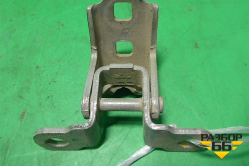 Петля двери задней правой верхняя для Renault Megane 2 с 2002-2009г