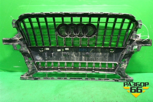 Решетка радиатора (после 2012г под парктроник) (8R0853651R) для Audi Q5 c 2008-2017г (Ку 5)