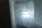 Экран грязезащитный (правый) (4E0407720) для Audi A8 с 2002-2010г