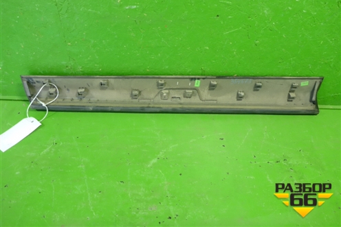 Накладка двери передней правой (2.0л) (75312T0AJ) для Honda CR-V(RM) с 2012г