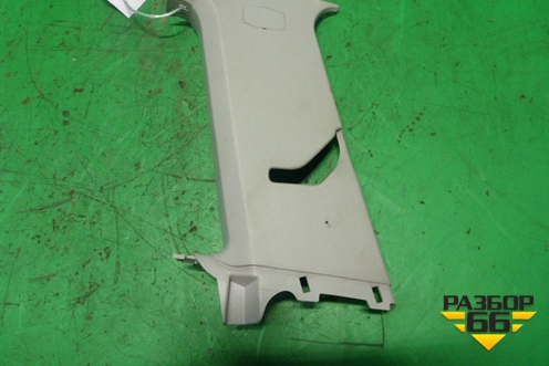 Обшивка стойки центральная верхняя левая (8A61B24583ACW) для Ford Fiesta с 2008-2015г