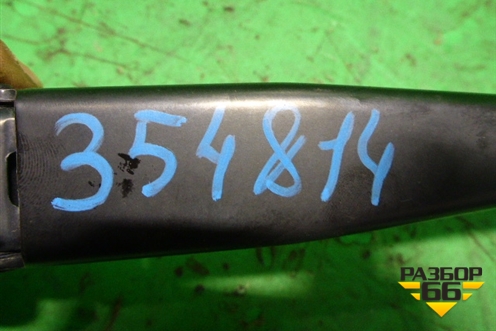 Поводок стеклоочистителя правый (8A6117526BB) для Ford Fiesta с 2008-2015г