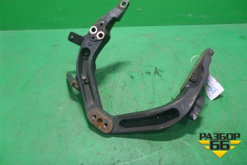 Кронштейн двигателя передний  (DXI) (20568550) для Renault  TRUCK Premium 2 с 2005-2013г