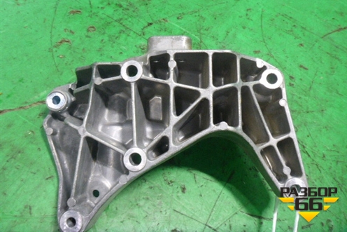 Кронштейн генератора (2.0л B4204T11) (31430702) для Volvo XC60 с 2008-2017г
