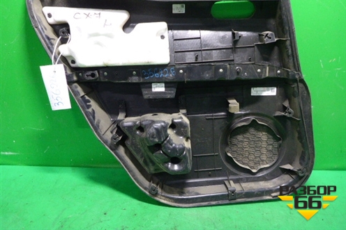 Обшивка двери задней правой под электрику (кожа) для Mazda CX 7 с 2006-2012г