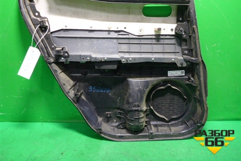 Обшивка двери задней правой под электрику (EH7468520G02) для Mazda CX 7 с 2006-2012г