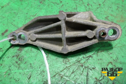 Кронштейн генератора (1.2л 10B210PSA) (9676865680) для Peugeot 301 с 2013г