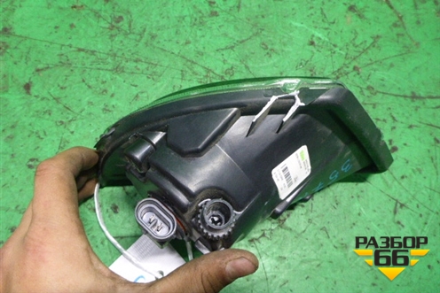 Фара противотуманная правая (до 2005г новая) (2S6115K201AB) для Ford Fiesta с 2001-2008г
