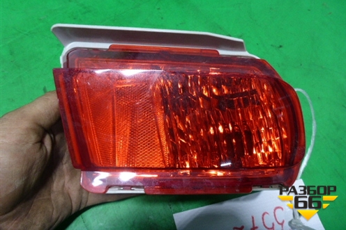 Фонарь в задний бампер правый (8158160240) для Toyota Land Cruiser Prado(150) с 2009г