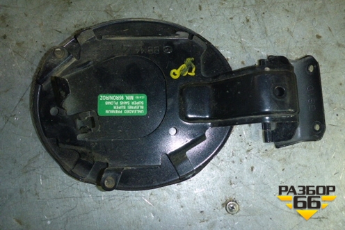 Лючок бензобака (BBM442410) для Mazda Mazda 3 (BL) с 2009-2013г