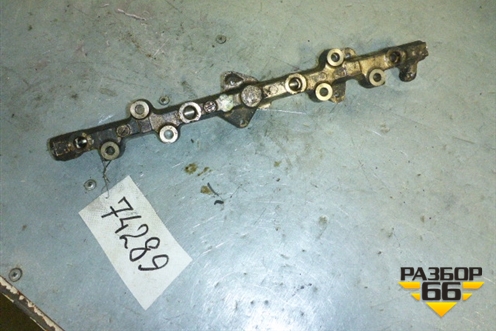 Рейка топливная рампа правая для Infiniti Infiniti QX56/QX80 (Z62) с 2010г