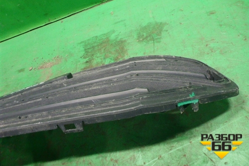 Решетка в передний бампер центральная (CN1517B968D) для Ford EcoSport с 2014г
