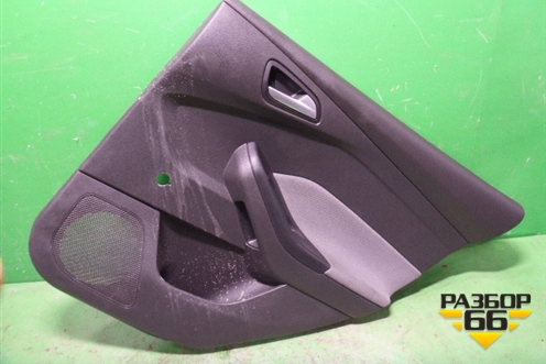 Обшивка двери задней правой под механику (BM51A2740601) для Ford Focus 3 с 2011г