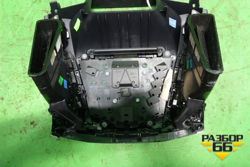 Магнитола (панель управления) (AM5T18K811AD) для Ford Focus 3 с 2011г