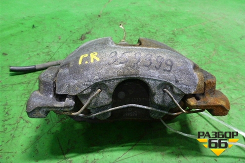 Суппорт передний правый для Ford Focus 3 с 2011г