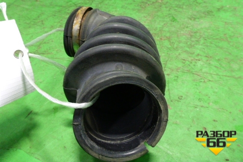 Патрубок воздушного фильтра (1.6л IQDA) (AV619C623GA) для Ford Focus 3 с 2011г