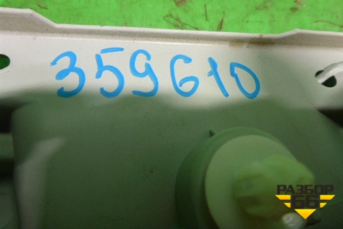 Обшивка стойки центральная верхняя правая (JL7151K07) для Geely GC6