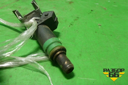 Форсунка инжекторная электрическая (98MFBC9F593) для Ford Fiesta с 2008-2015г
