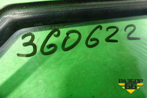 Стекло двери передней левой форточка (CC3359661) для Mazda Mazda 5 с 2005-2010г