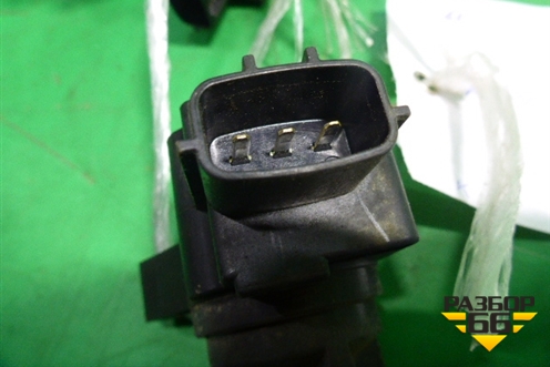 Катушка зажигания (2.0л LF) (LFB618100) для Mazda Mazda 5 с 2005-2010г