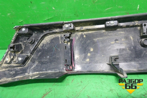 Накладка двери багажника (после 2015г) (5817A26502) для Mitsubishi Outlander с 2012-2024г