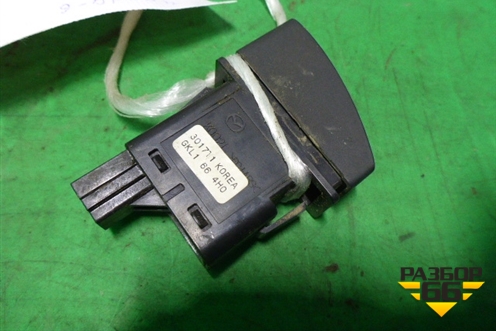 Кнопка аварийной сигнализации (GKL1664H0) для Mazda Mazda 6 (GJ) с 2012-2025г