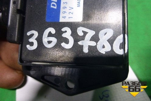 Резистор отопителя (заднего отопителя) (4993002230) для Toyota Land Cruiser (200) с 2008г