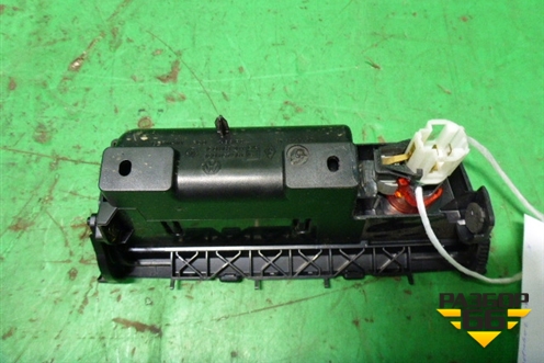 Пепельница (передняя) (3C0863284G) ( 3C0857961G) для Volkswagen Passat (B6) с 2005-2010г