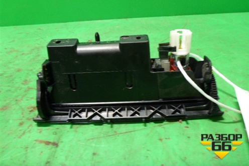 Пепельница (передняя) (3C0863284G) ( 3C0857961G) для Volkswagen Passat (B6) с 2005-2010г