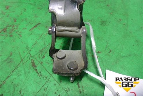 Петля двери багажника (правая) (3C8273020) для Volkswagen Passat (B6) с 2005-2010г